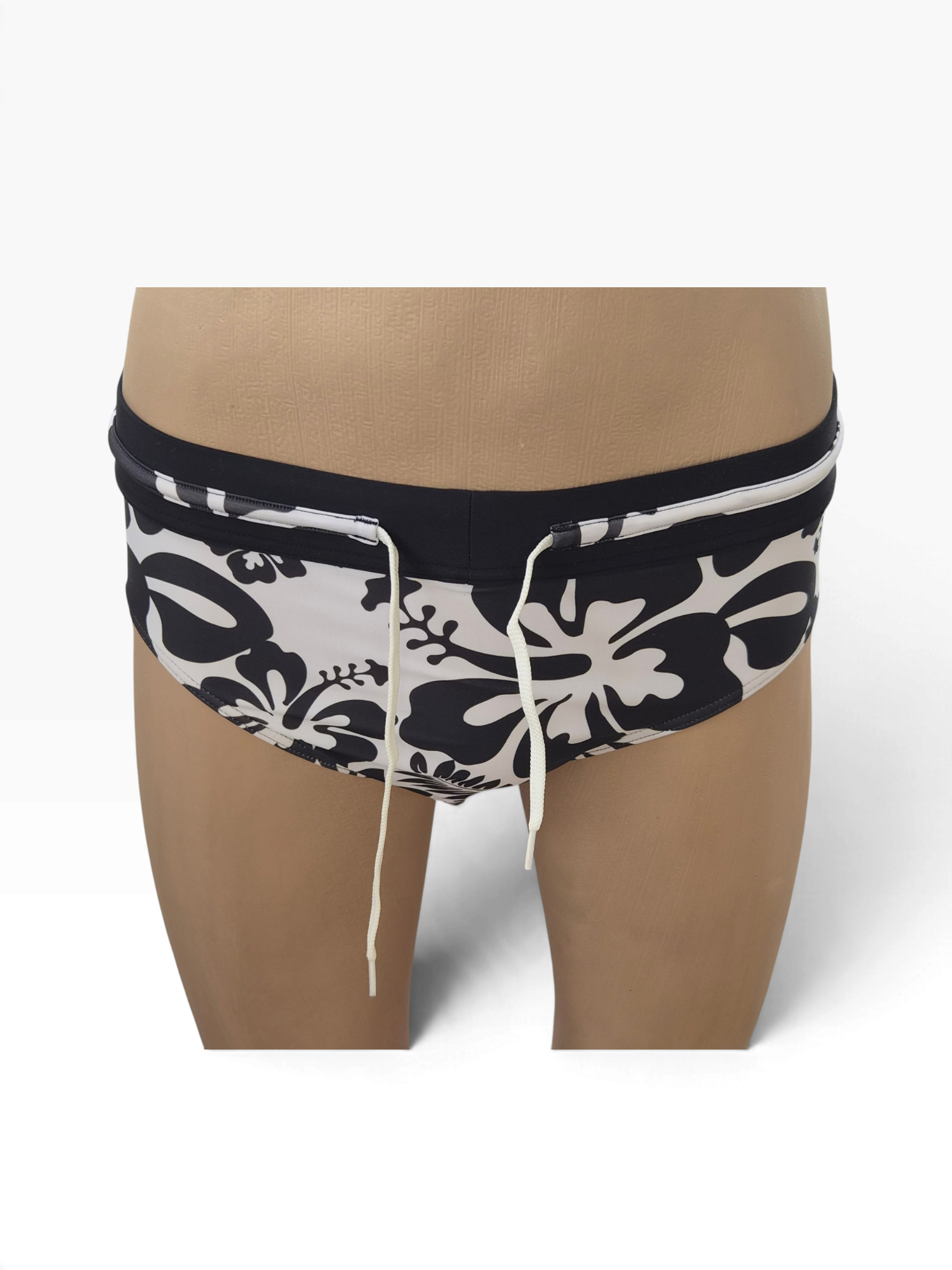 Siyah beyaz çiçek desenli erkek slip mayo